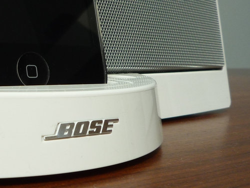 BOSE(ボーズ)のスピーカー「SoundDock」をいただきました