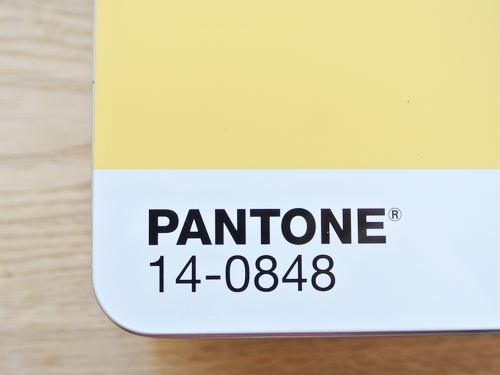 PANTONE METAL BOXが届きました