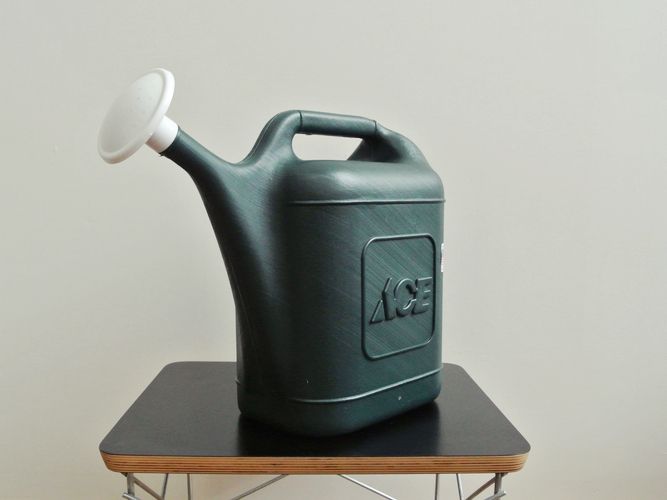 Ace Watering Can 2 Gallon_004