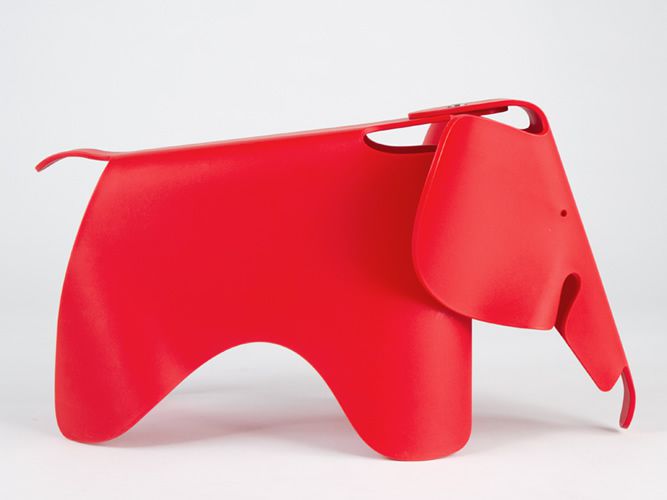 デッドストックのEames Plywood Elephantが販売されています！