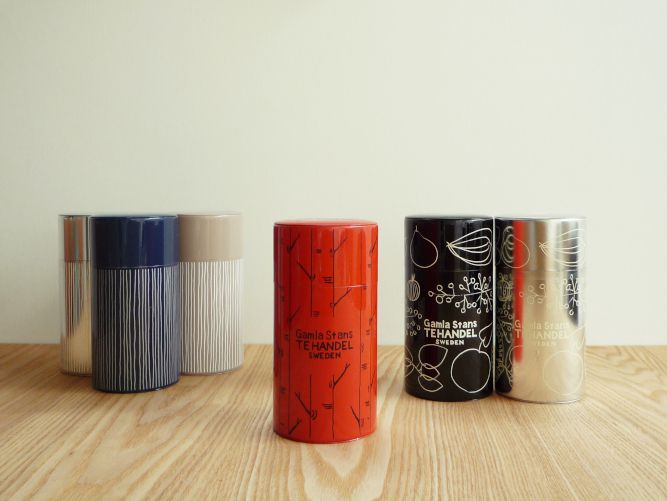 「リサ・ラーソン&北欧アーティストフェア」とTE HANDELの缶