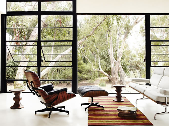 Eames Lounge Chair Tall 001