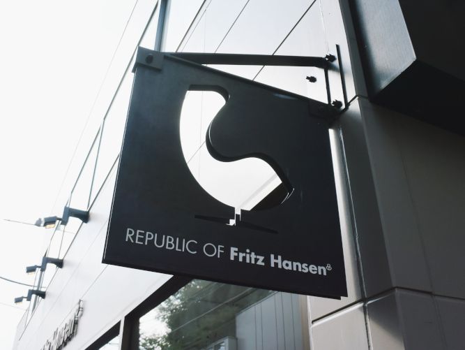 fritz-hansen-aoyama_002