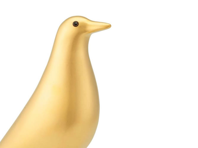 vitra-pop-up-store-eames-house-bird-gold_002