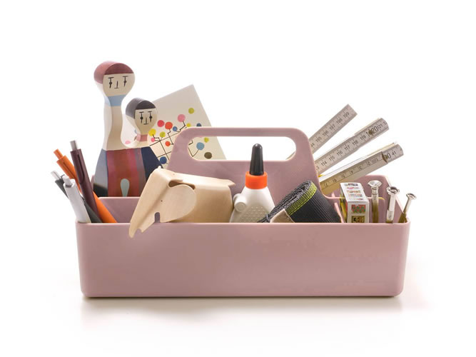 vitra-pop-up-store_toolbox-pink_001