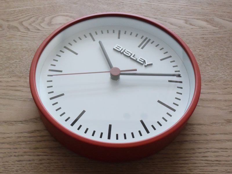 BISLEY CLOCK RED_004