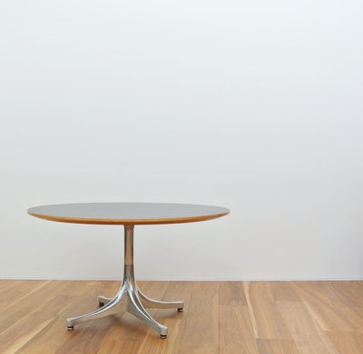 Pedestal Coffee Table Herman Miller 001