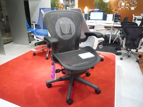 aeronchair Herman Miller logo good design award special